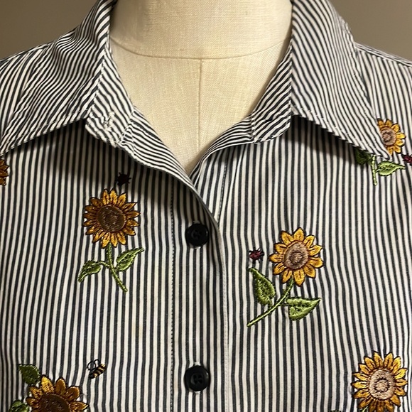 BRECKENRIDGE Vintage 90s Sunflower embroidered pinstripe button shirt woman’s XL - Picture 3 of 11